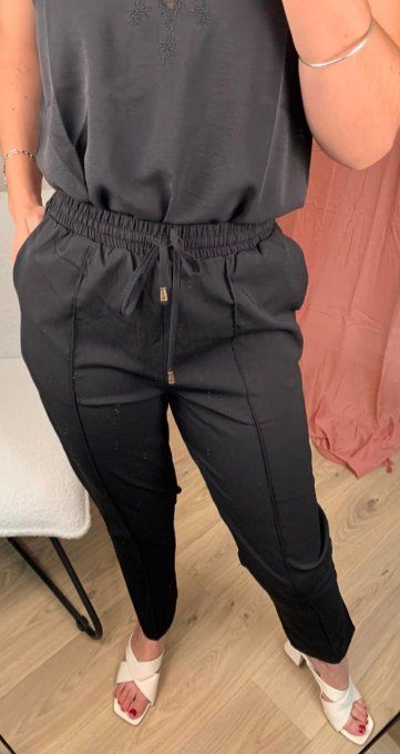 Pantalon noir à poches 