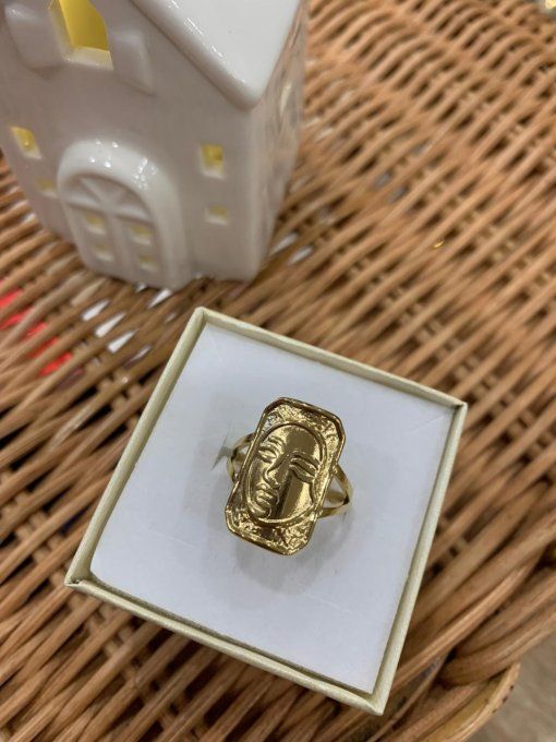 Bague réglable Zoé dans sa boîte cadeau 