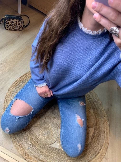 Pull col dentelle bleu 